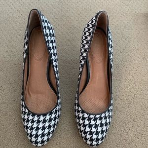Corso Como Black & White Heels